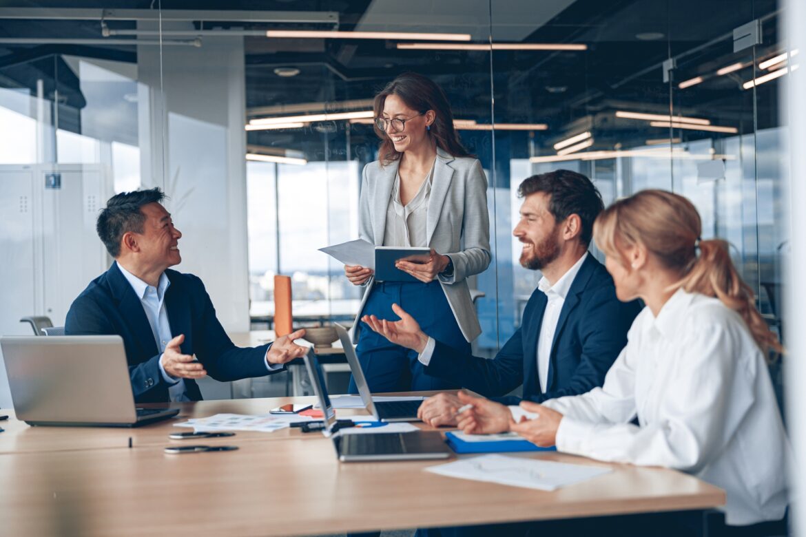 Sichtbare Kompetenz: Was der Look bei Business-Meetings verrät